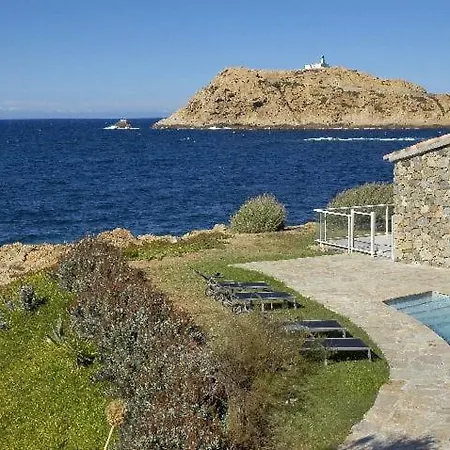 L'ile-rousse Sleeps 6 Pool Air Con Wifi Villa